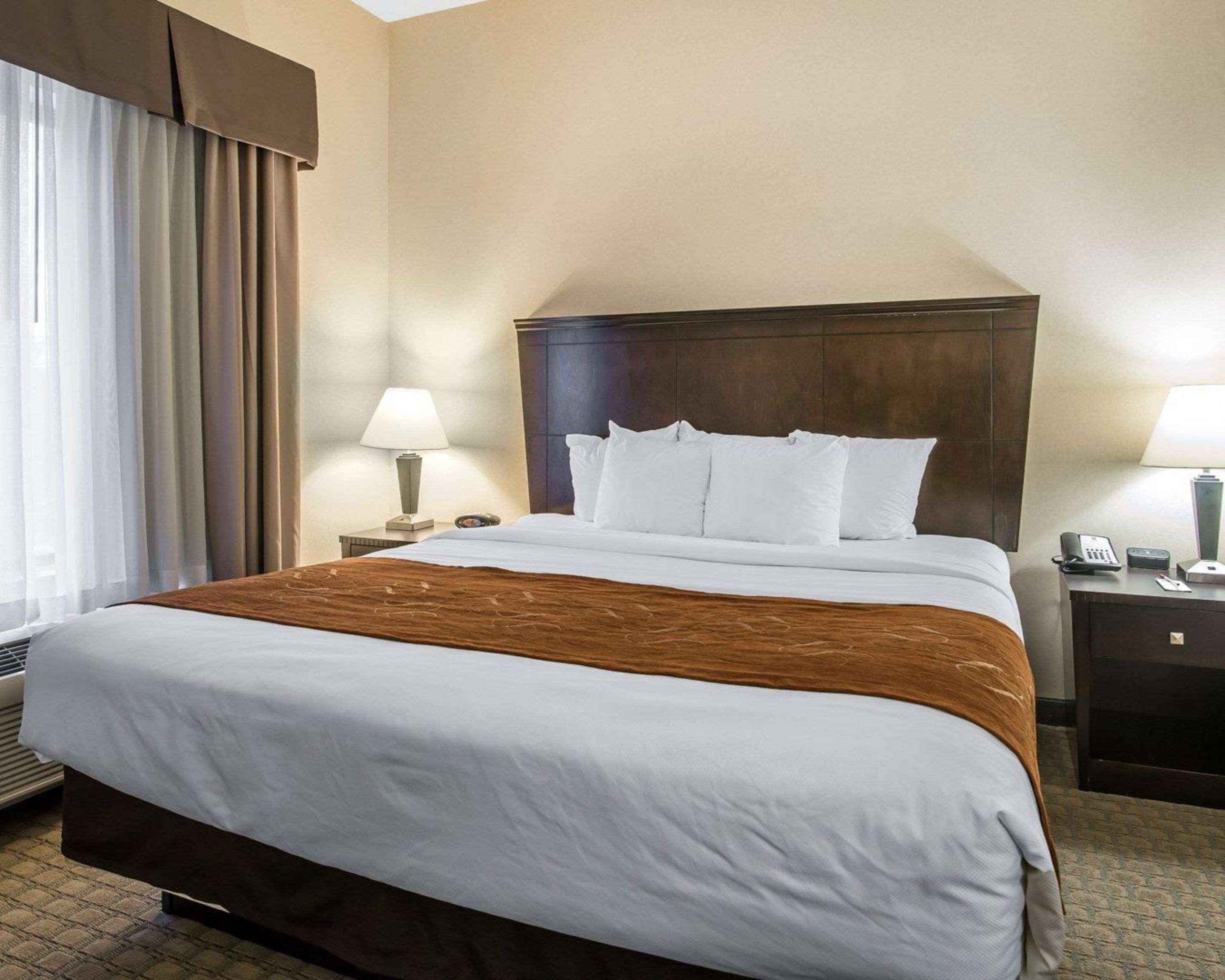 University Inn Vestal Hotel