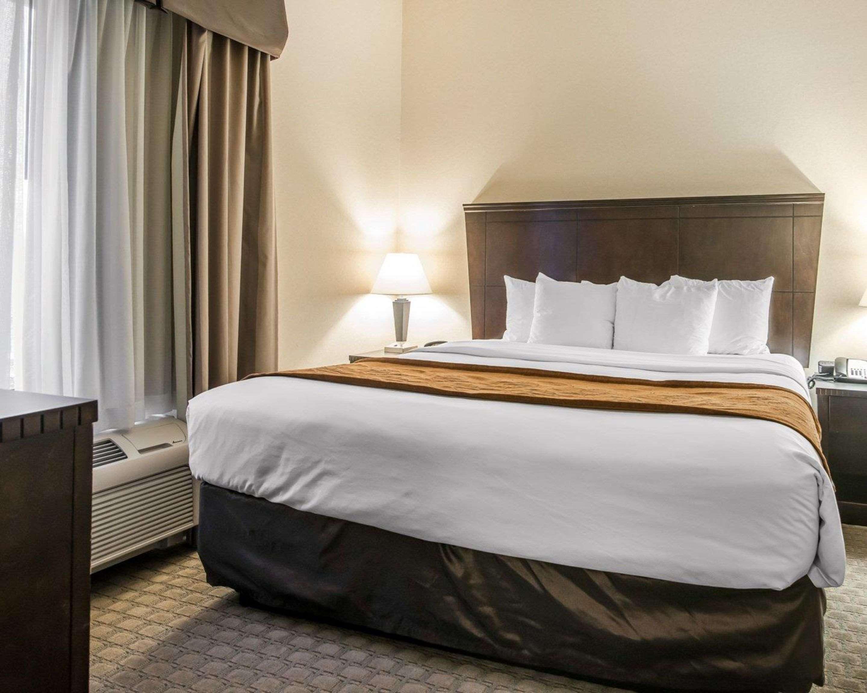 Hotel University Inn Vestal 3*