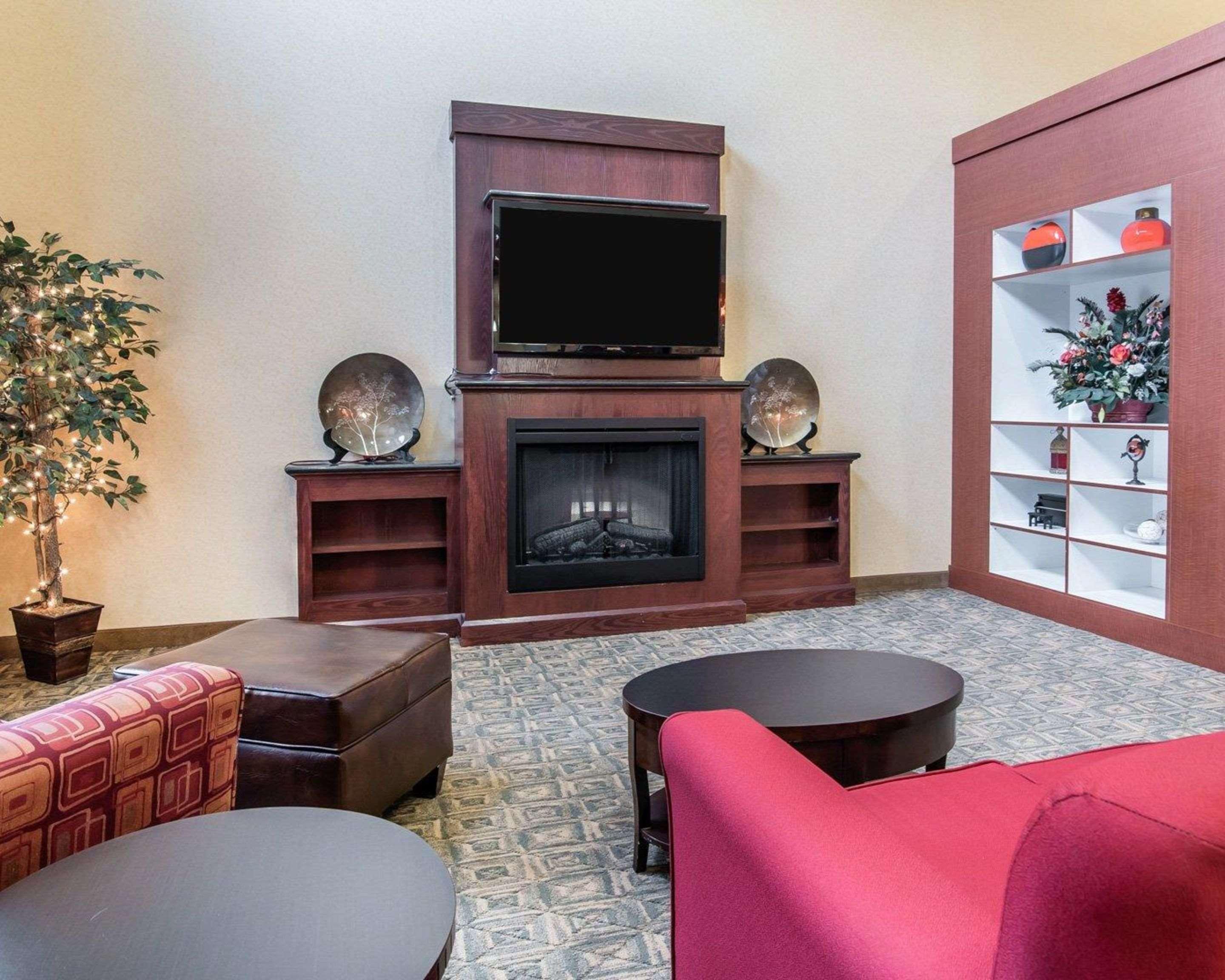 University Inn Vestal Hotel