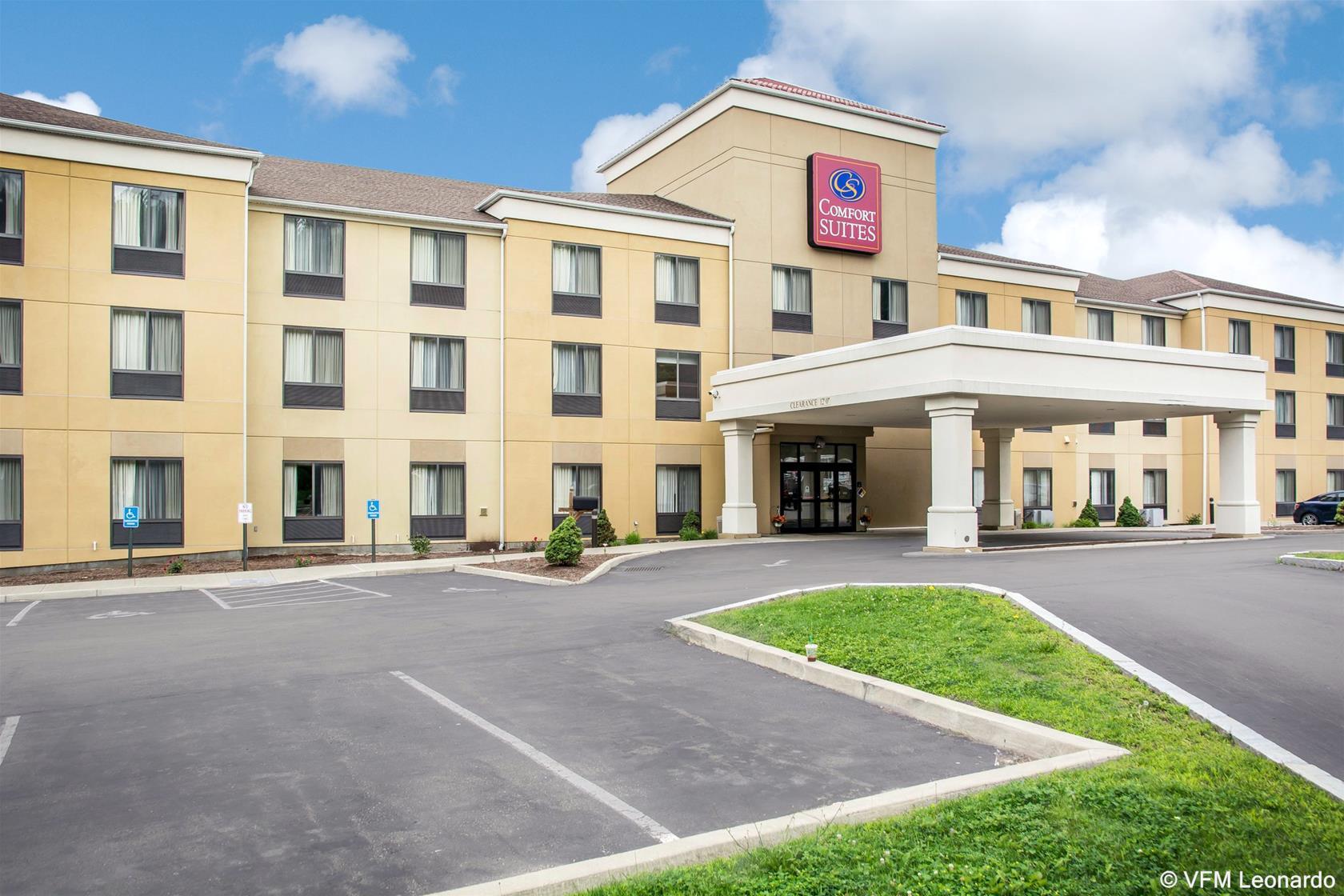 University Inn Vestal Hotel