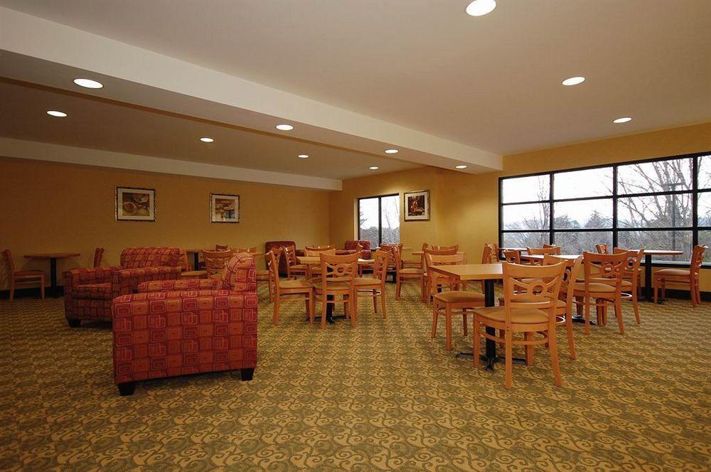 Hotel University Inn Vestal 3*