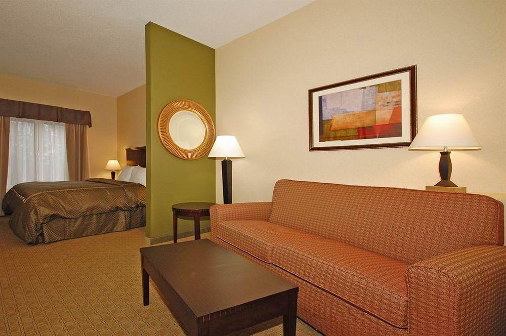 University Inn Vestal